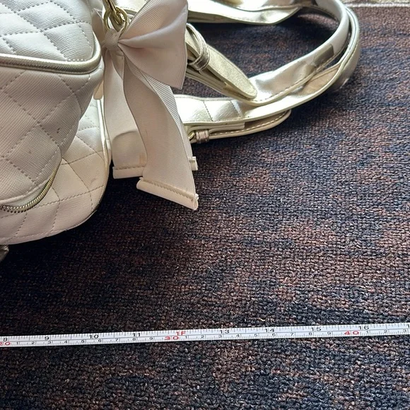 Betsey Johnson Duffel Bag 💼 - Picture 16 of 16